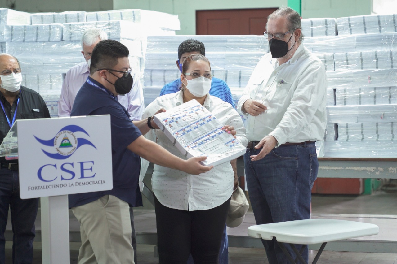 CSE-culmina-proceso-de-impresión-de-Boletas-Electorales
